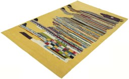 Corner detail of New Kilim Dastan rug showing border pattern and Wool pile