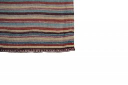 Central medallion detail of New Kilim Kiasar rug from Iran / Persia