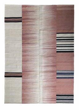 Full view of New Kilim Kiasar rug from Iran / Persia, 294 × 206 cm in Beige tones