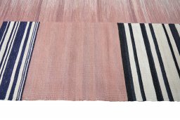 Close-up detail of New Kilim Kiasar rug from Iran / Persia showing Wool weave