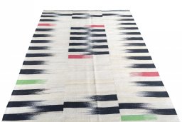 Close-up detail of New Kilim Kiasar rug from Iran / Persia showing Wool weave