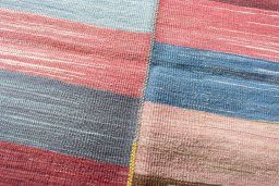 Backside of handmade New Kilim Kiasar rug showing knot structure and weave density