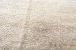 Backside of handmade New Kilim Kiasar rug showing knot structure and weave density