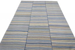 Close-up detail of New Kilim Kiasar rug from Iran / Persia showing Wool weave