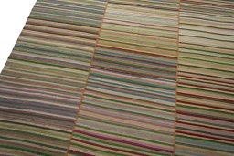 Close-up detail of New Kilim Kiasar rug from Iran / Persia showing Wool weave