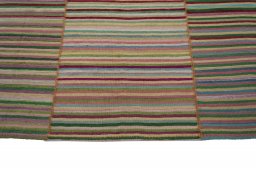 Backside of handmade New Kilim Kiasar rug showing knot structure and weave density