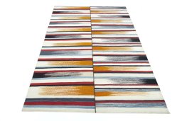 Close-up detail of New Kilim Kiasar rug from Iran / Persia showing Wool weave