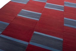 Surface texture of New Kilim Kiasar rug with natural Wool and intricate pattern
