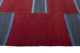 Close-up detail of New Kilim Kiasar rug from Iran / Persia showing Wool weave