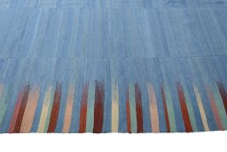 Close-up detail of New Kilim Kiasar rug from Iran / Persia showing Wool weave