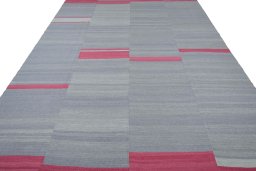 Close-up detail of New Kilim Kiasar rug from Iran / Persia showing Wool weave