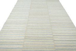 Close-up detail of New Kilim Kiasar rug from Iran / Persia showing Wool weave