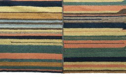Central medallion detail of New Kilim Kiasar rug from Iran / Persia