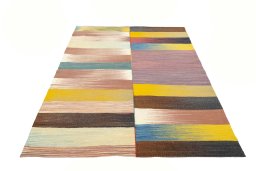 Close-up detail of New Kilim Kiasar rug from Iran / Persia showing Wool weave