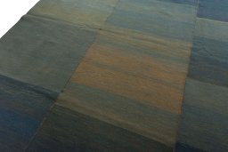 Surface texture of New Kilim Kiasar rug with natural Wool and intricate pattern