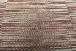 Backside of handmade New Kilim Kiasar rug showing knot structure and weave density