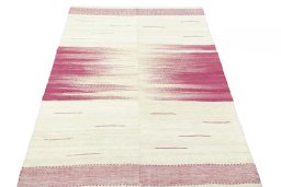 Close-up detail of New Kilim Kiasar rug from Iran / Persia showing Wool weave
