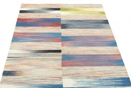 Close-up detail of New Kilim Kiasar rug from Iran / Persia showing Wool weave