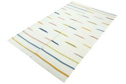 Corner detail of New Kilim Kiasar rug showing border pattern and Wool pile