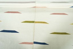 Full view of New Kilim Kiasar rug from Iran / Persia, 269 × 167 cm in Beige tones