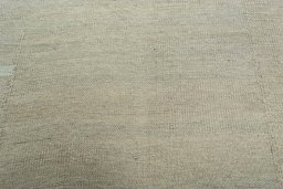 Backside of handmade New Kilim Kiasar rug showing knot structure and weave density