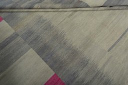 Corner detail of New Kilim Kiasar rug showing border pattern and Wool pile