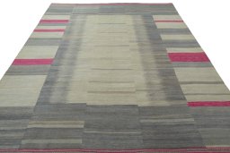 Close-up detail of New Kilim Kiasar rug from Iran / Persia showing Wool weave