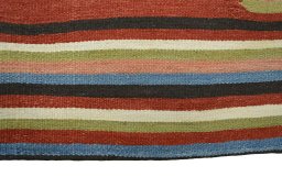 Central medallion detail of New Kilim Sofre rug from Iran / Persia