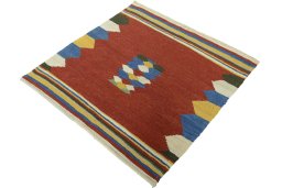 Corner detail of New Kilim Sofre rug showing border pattern and Wool pile