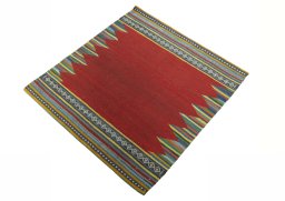 Corner detail of New Kilim Sofre rug showing border pattern and Wool pile