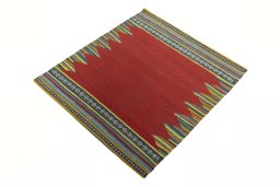 Corner detail of New Kilim Sofre rug showing border pattern and Wool pile