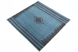 Corner detail of New Kilim Sofre rug showing border pattern and Wool pile