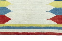 Central medallion detail of New Kilim Sofre rug from Iran / Persia