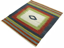 Corner detail of New Kilim Sofre rug showing border pattern and Wool pile