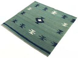 Corner detail of New Kilim Sofre rug showing border pattern and Wool pile