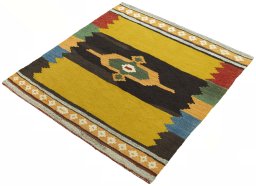 Corner detail of New Kilim Sofre rug showing border pattern and Wool pile
