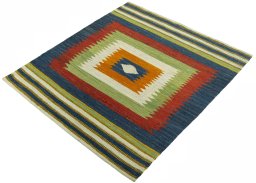 Corner detail of New Kilim Sofre rug showing border pattern and Wool pile