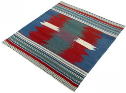 Corner detail of New Kilim Sofre rug showing border pattern and Wool pile