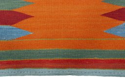 Central medallion detail of New Kilim Sofre rug from Turkey