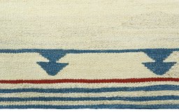 Central medallion detail of New Kilim Sofre rug from Turkey