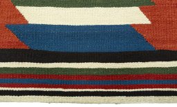 Central medallion detail of New Kilim Sofre rug from Turkey