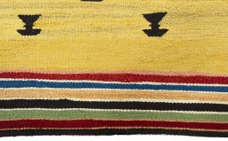 Central medallion detail of New Kilim Sofre rug from Turkey