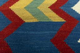 Backside of handmade New Kilim Sofre rug showing knot structure and weave density