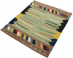 Corner detail of New Kilim Sofre rug showing border pattern and Wool pile