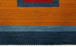 Central medallion detail of New Kilim Sofre rug from Turkey