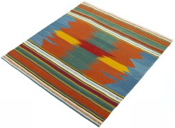 Corner detail of New Kilim Sofre rug showing border pattern and Wool pile
