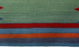 Central medallion detail of New Kilim Sofre rug from Turkey