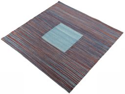 Corner detail of New Kilim Sofre rug showing border pattern and Wool pile