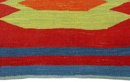 Central medallion detail of New Kilim Sofre rug from Turkey