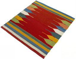 Corner detail of New Kilim Sofre rug showing border pattern and Wool pile
